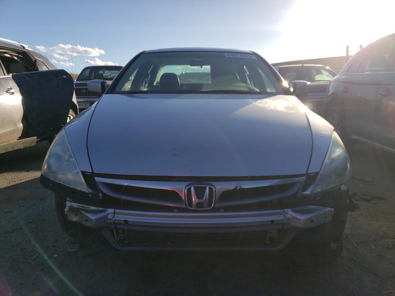 2007 Honda Accord - Image 5