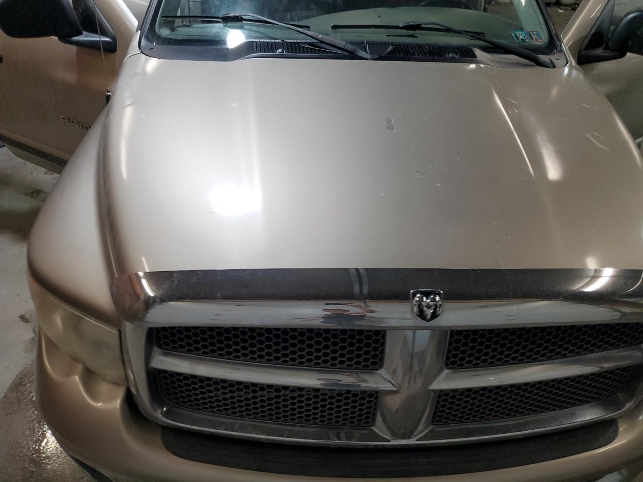 2002 Dodge RAM - Image 12