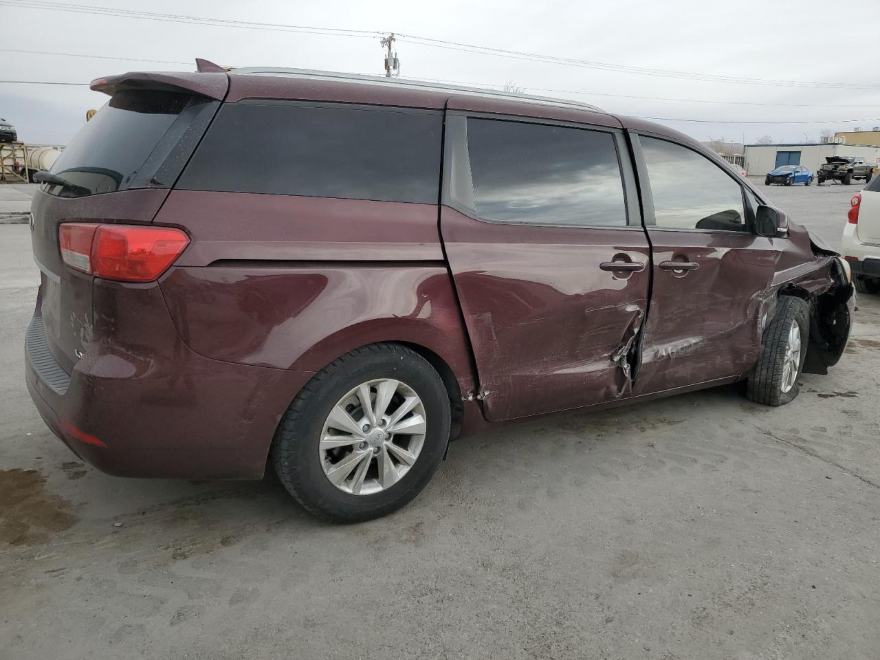 2016 Kia Sedona - Image 3