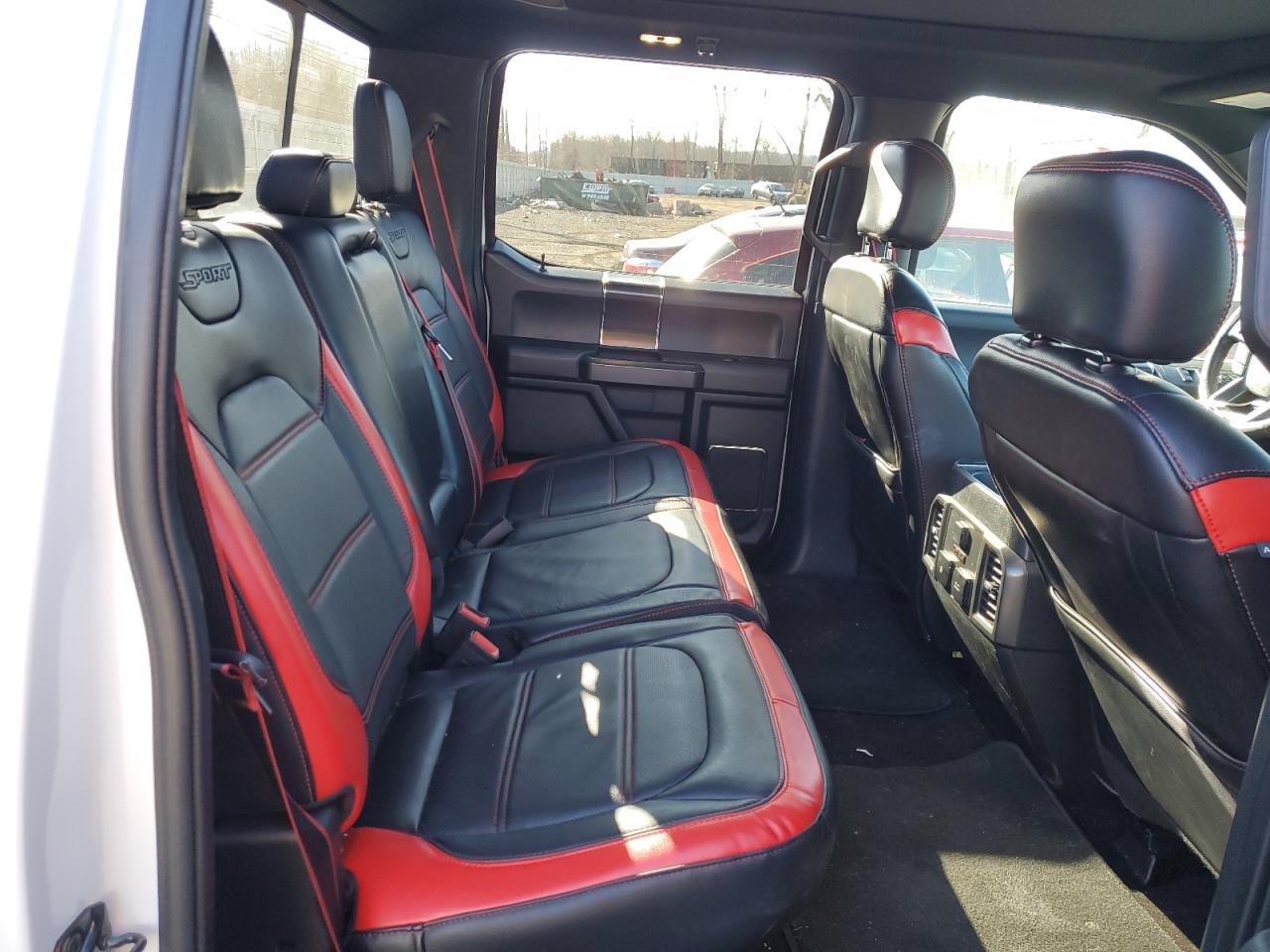 2019 Ford F-150 - Image 10