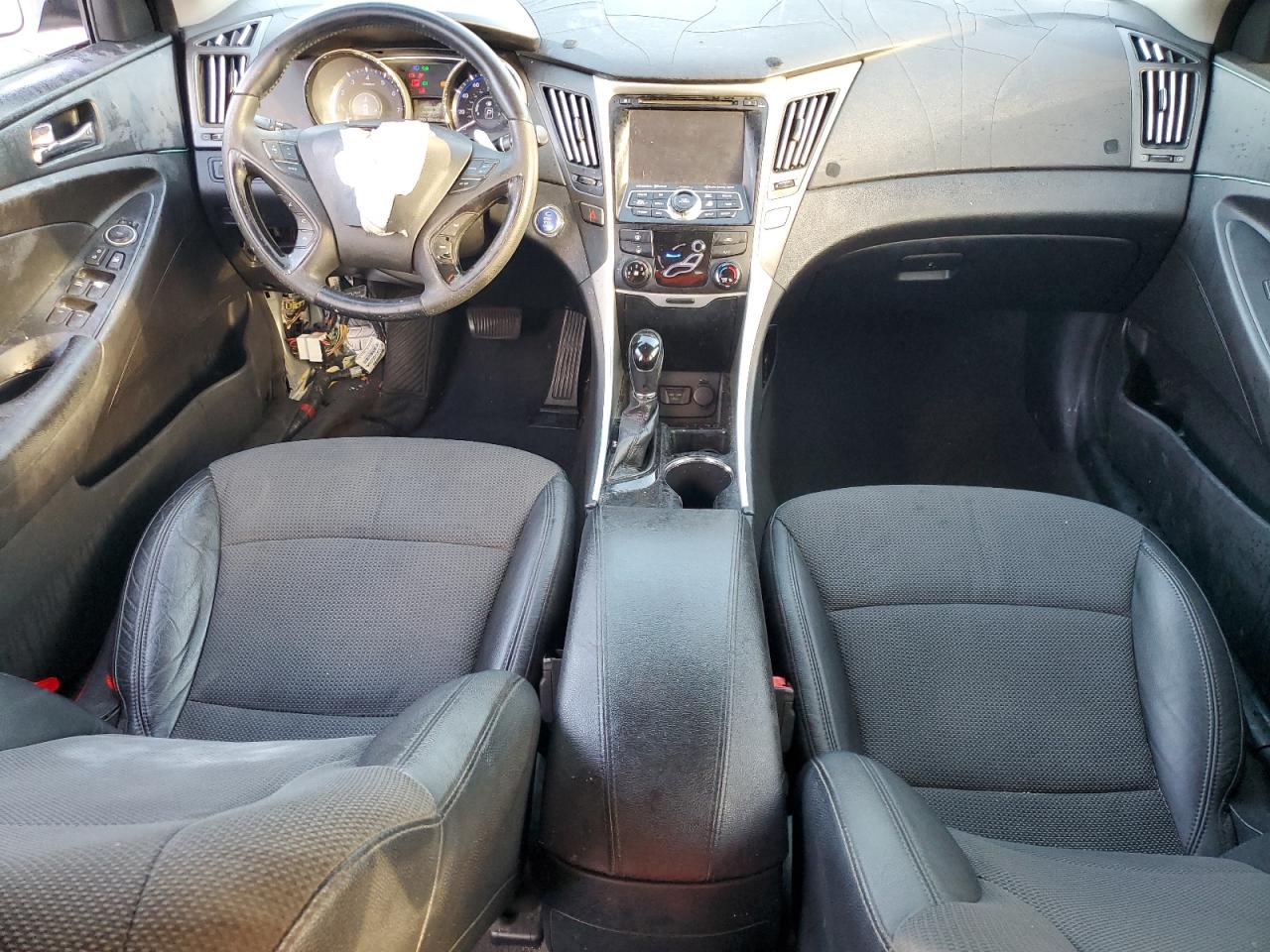 2013 Hyundai Sonata - Image 8