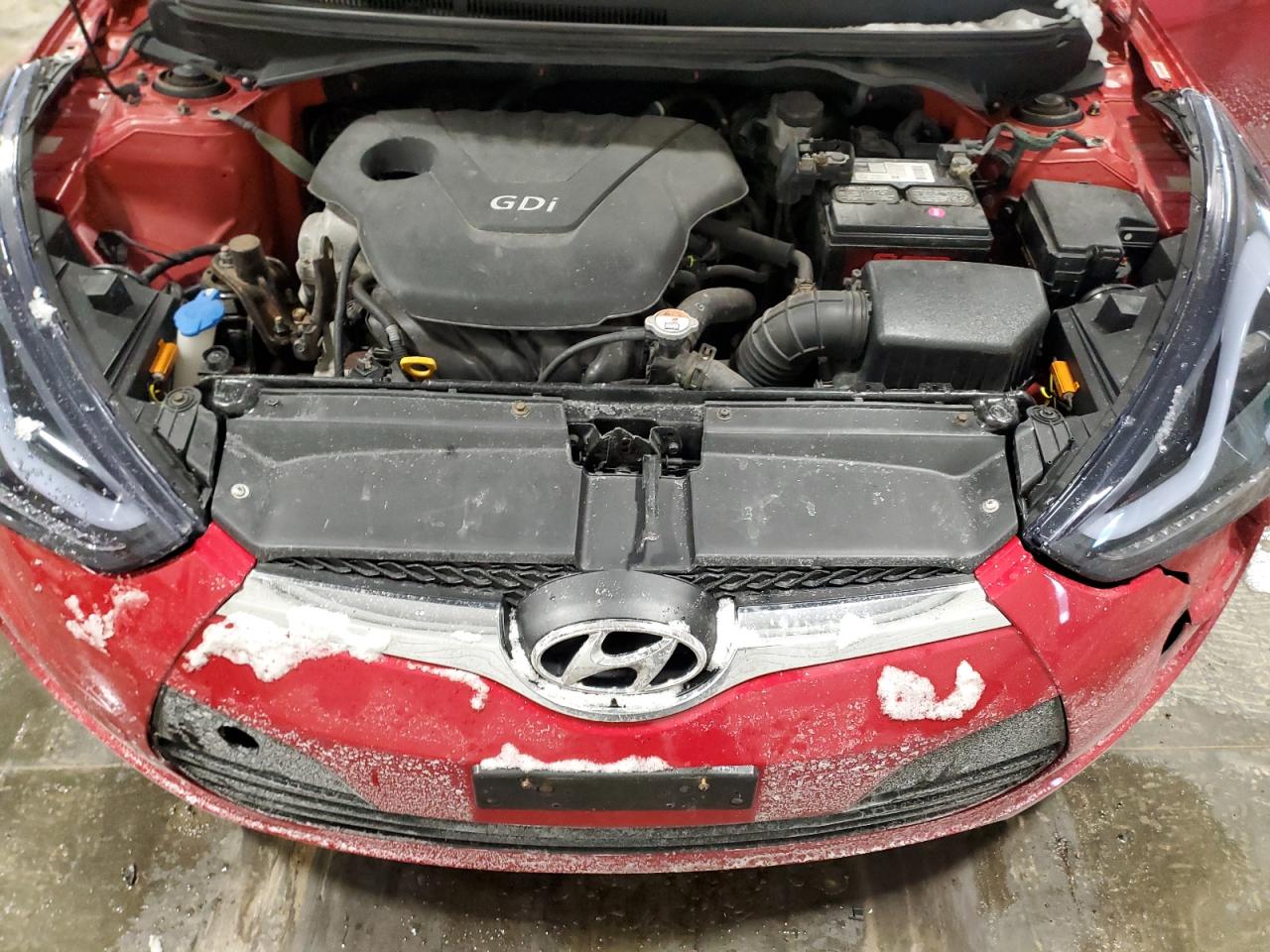 2013 Hyundai Veloster - Image 11