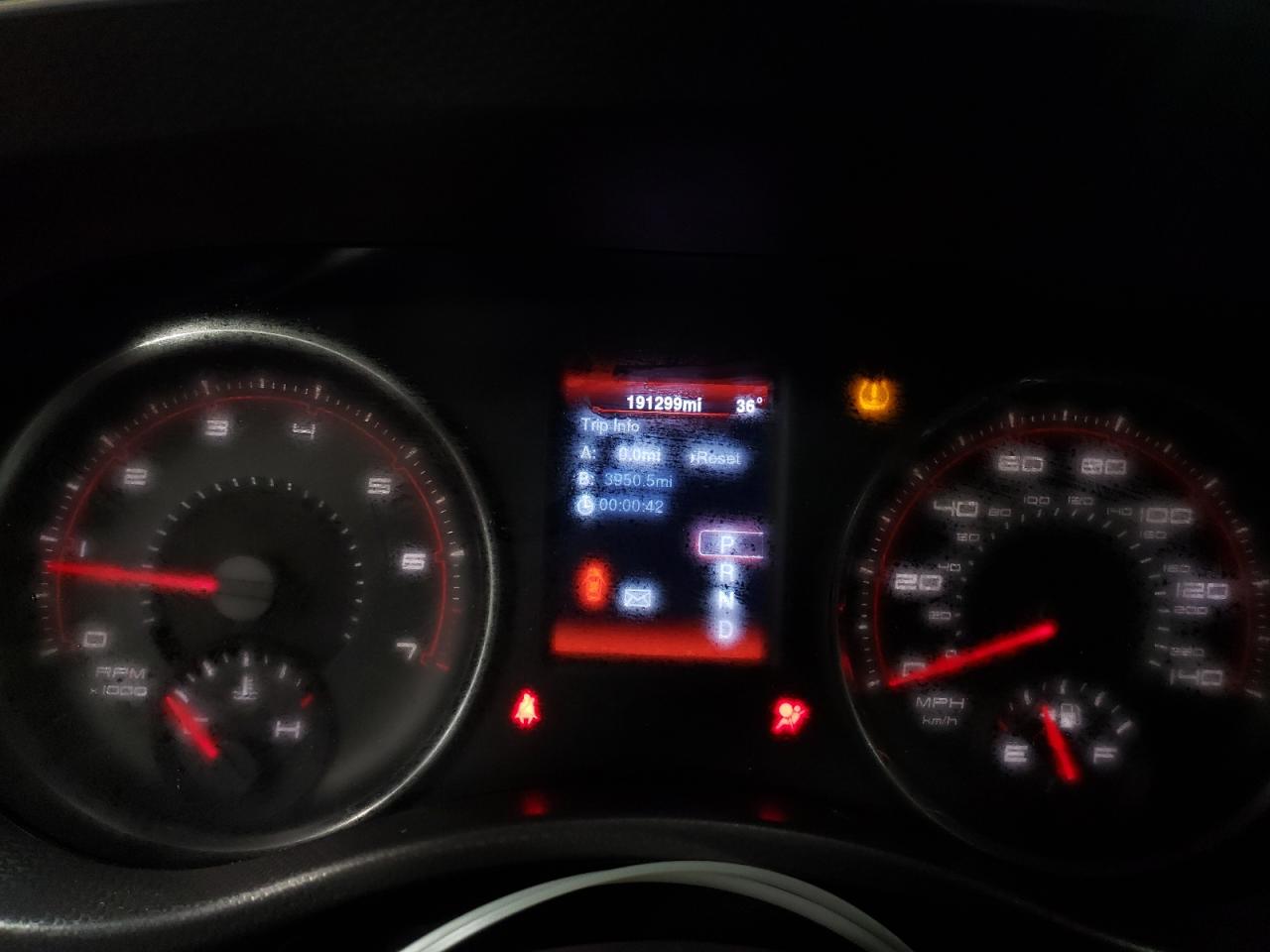 2014 Dodge Charger - Image 9