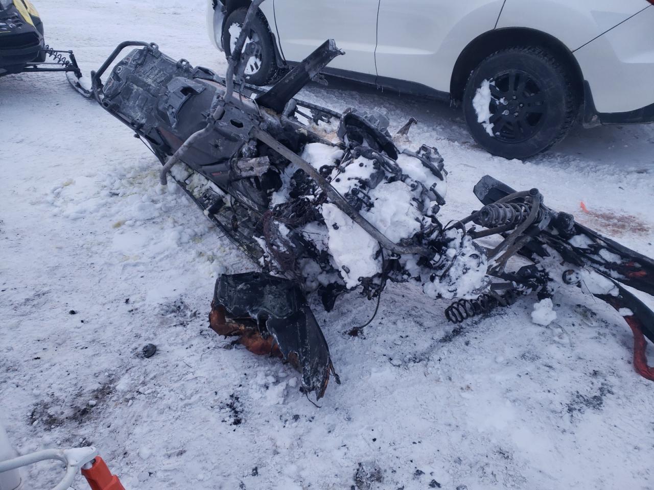 2019 Skidoo Renegade for Sale in Montreal-est, QC - Burn