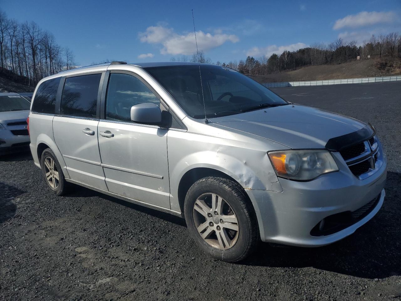 2012 Dodge Caravan - Image 4