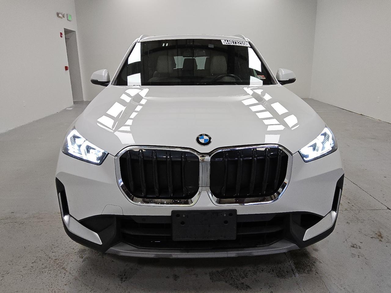 2023 BMW X1 - Image 5