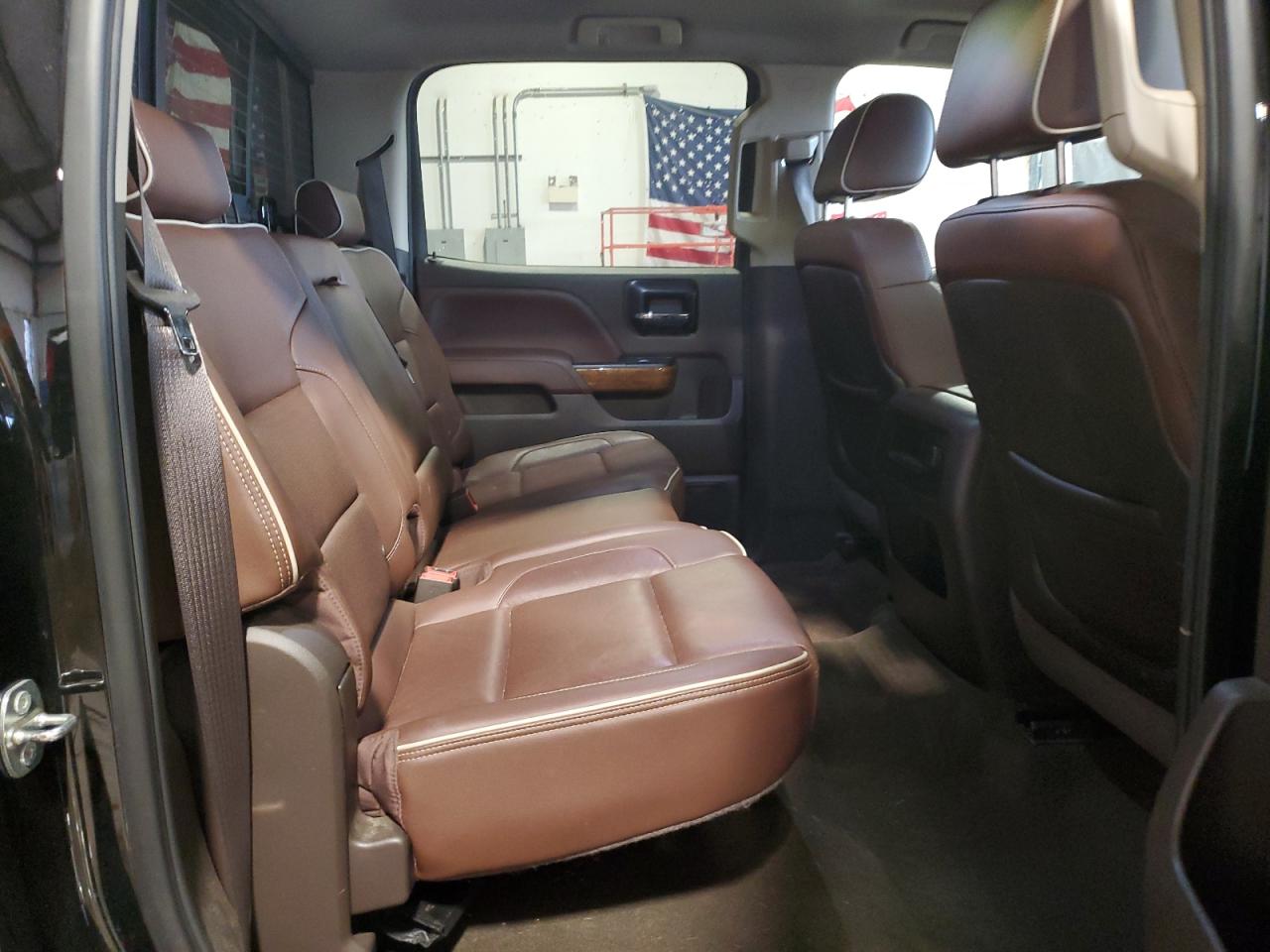 2014 Chevrolet Silverado - Image 11
