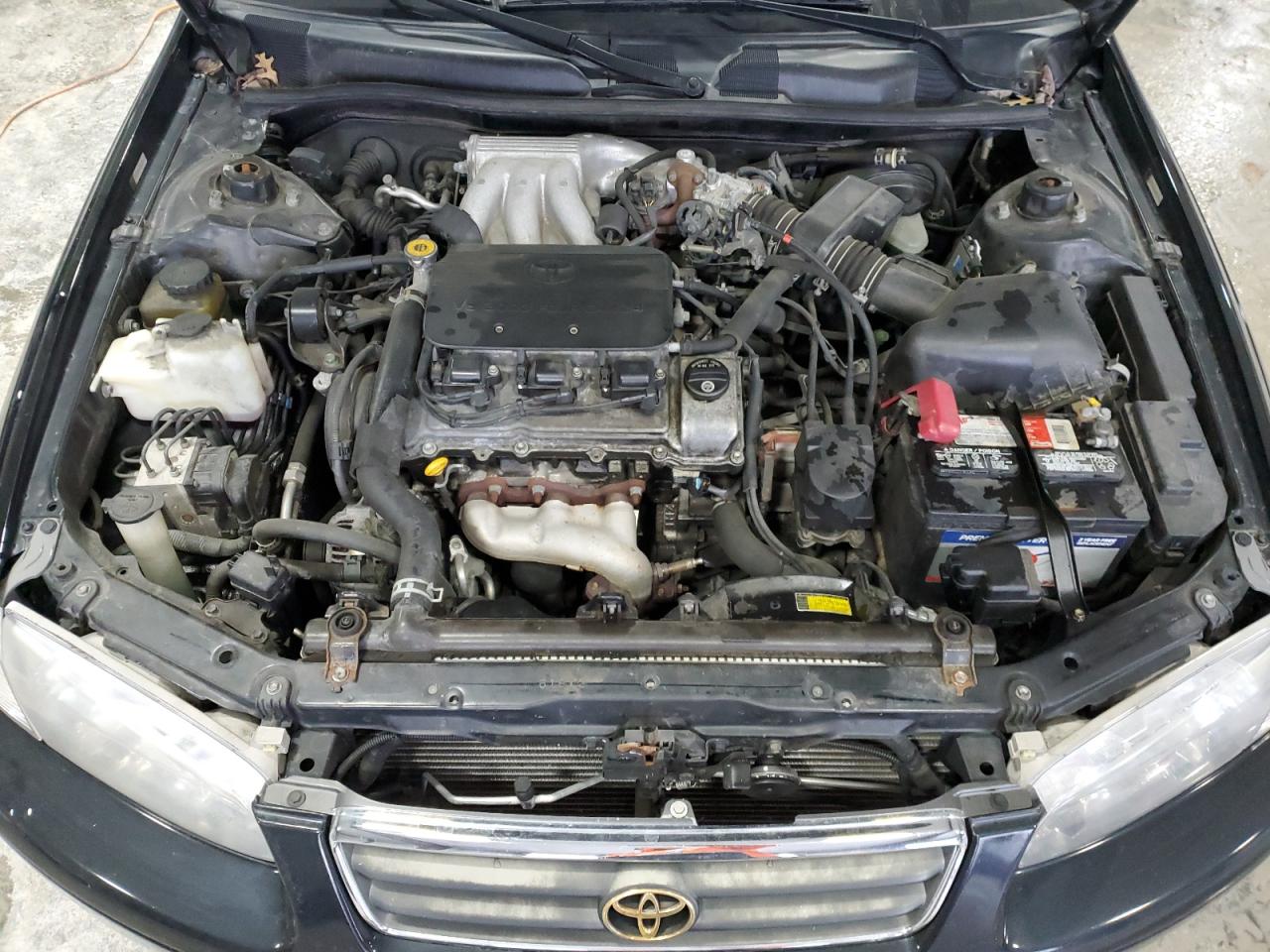 2000 Toyota Camry - Image 11