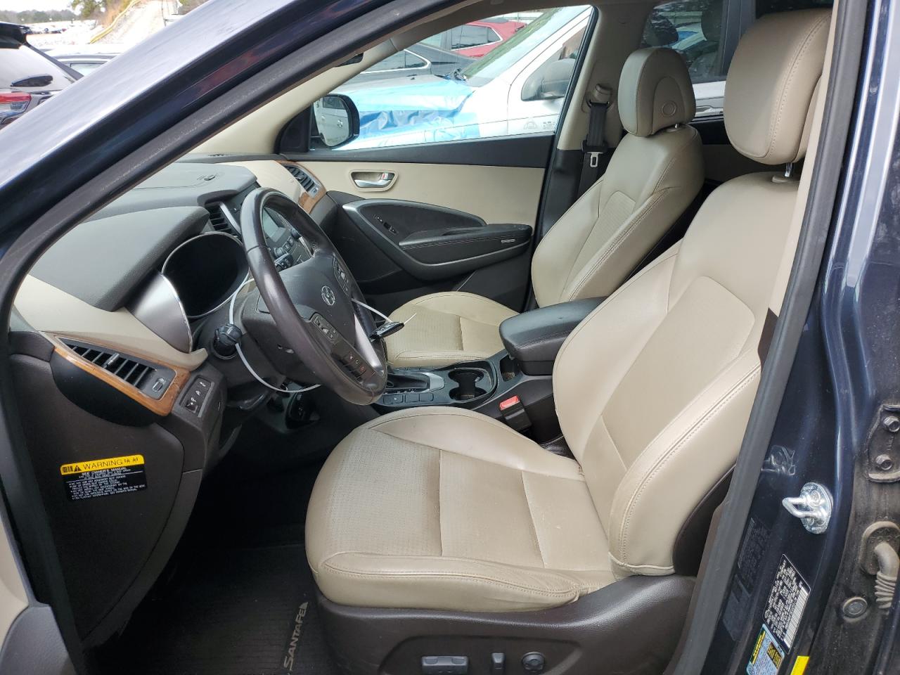 2014 Hyundai Santa Fe - Image 7