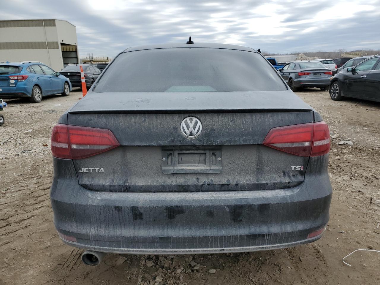 2016 Volkswagen Jetta - Image 6