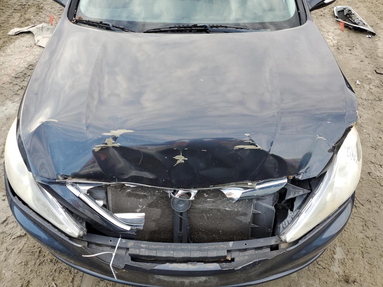 2011 Hyundai Sonata - Image 11