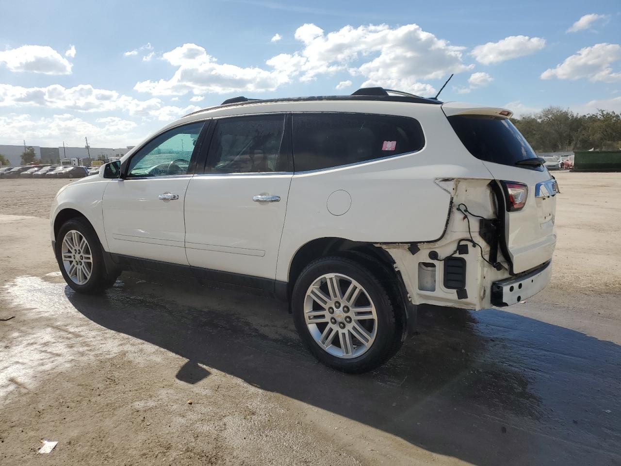 2014 Chevrolet Traverse - Image 2
