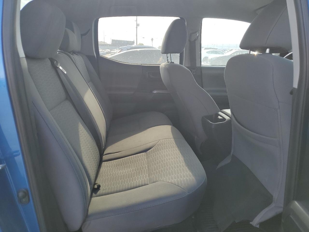 2017 Toyota Tacoma - Image 10