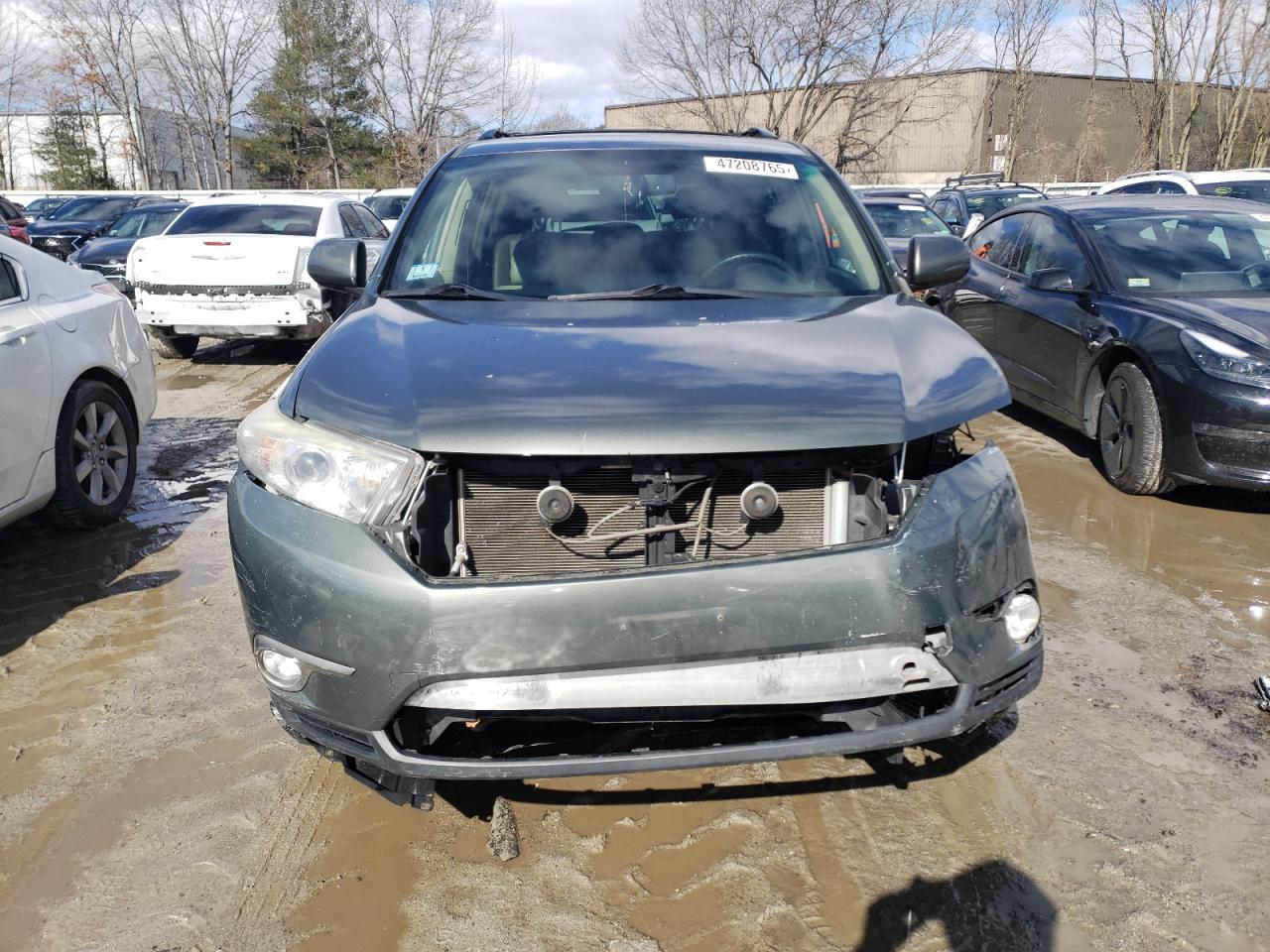 2013 Toyota Highlander - Image 5