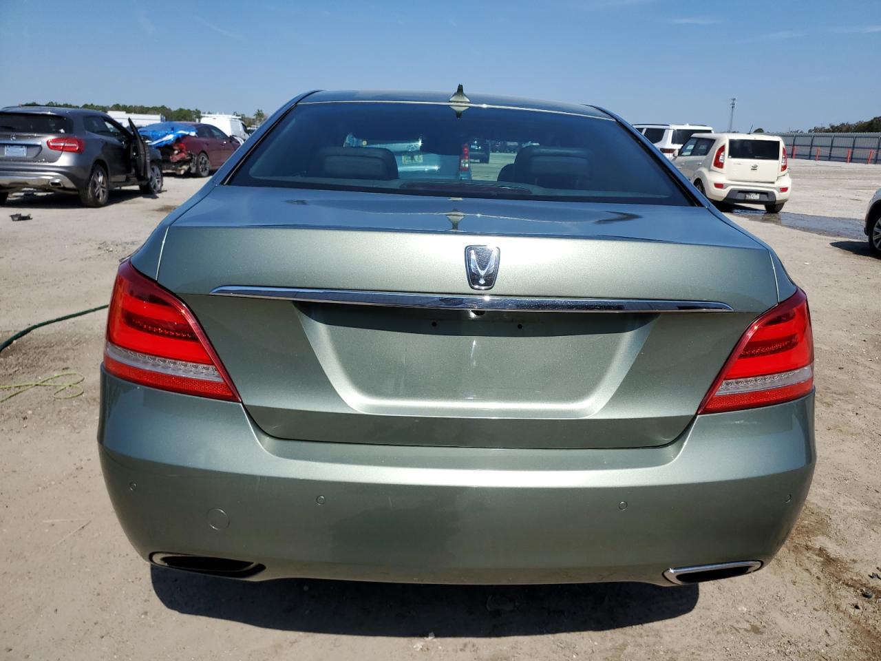 2015 Hyundai Equus - Image 6