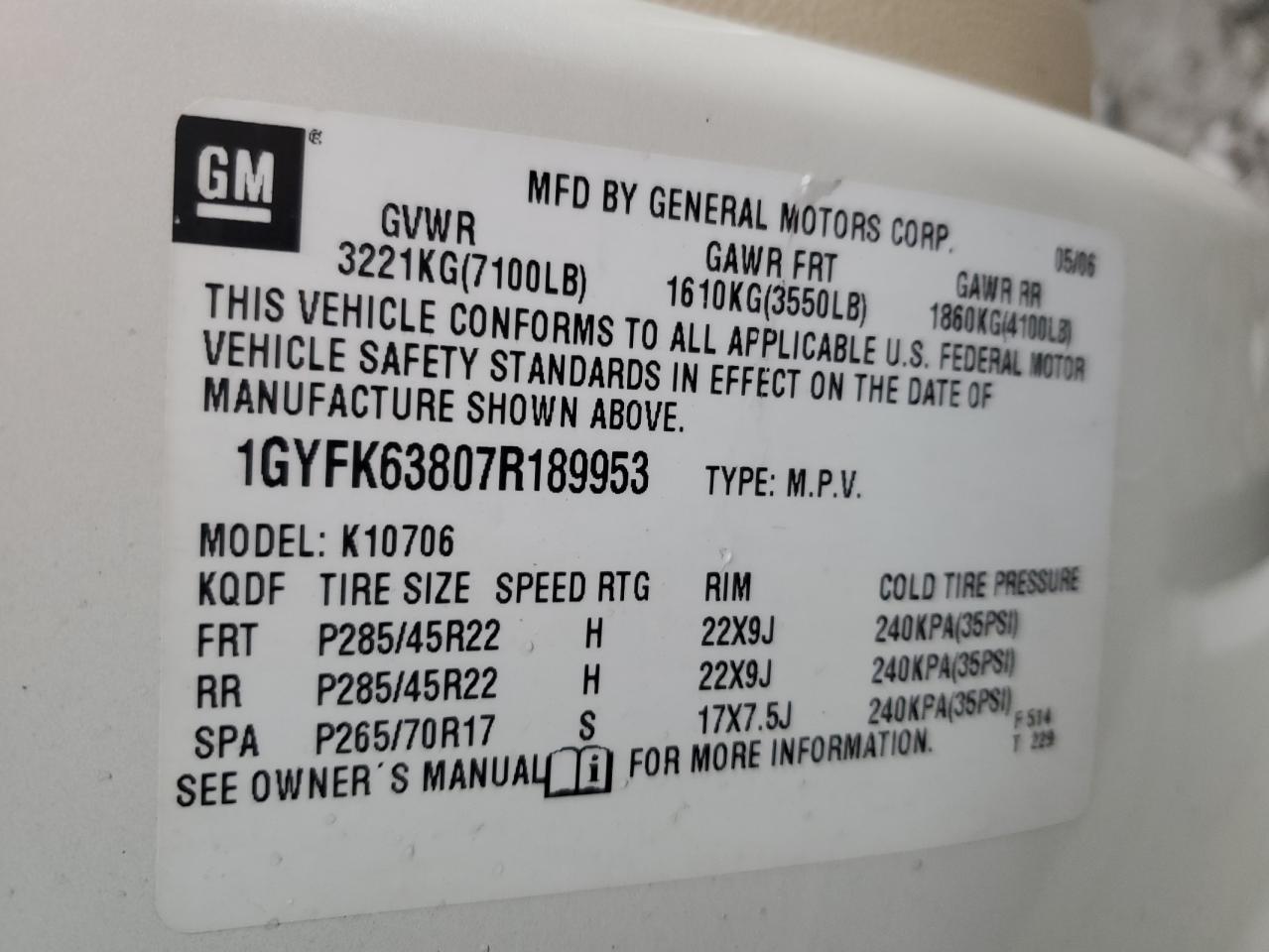 2007 Cadillac Escalade - Image 13