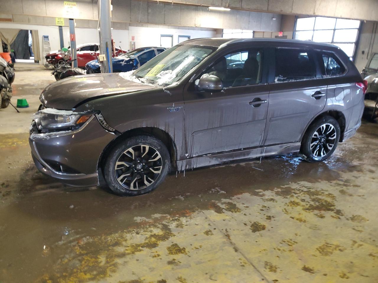 2018 Mitsubishi Outlander - Image 1