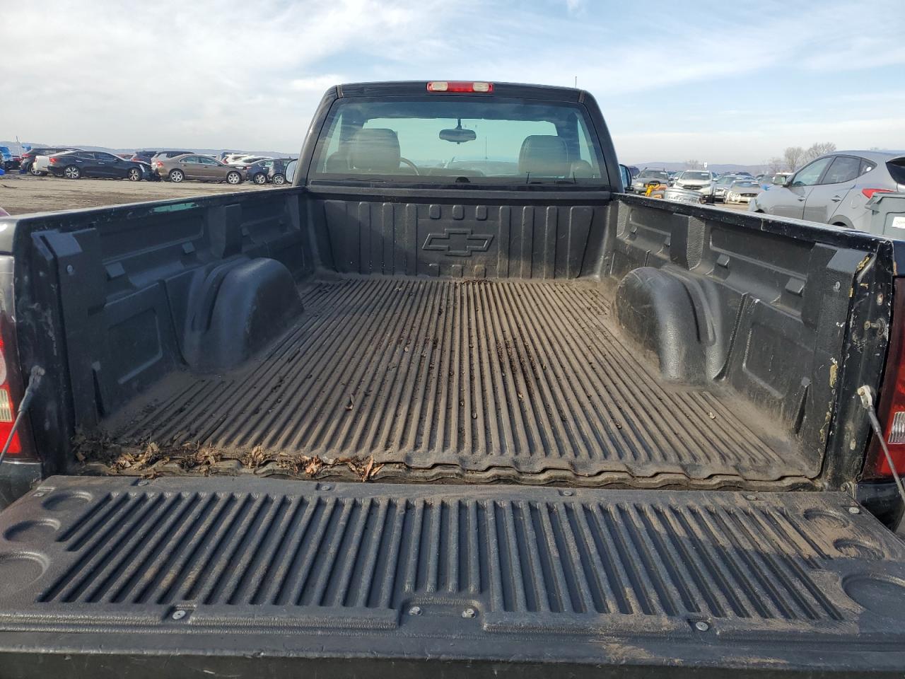 2006 Chevrolet Silverado - Image 10