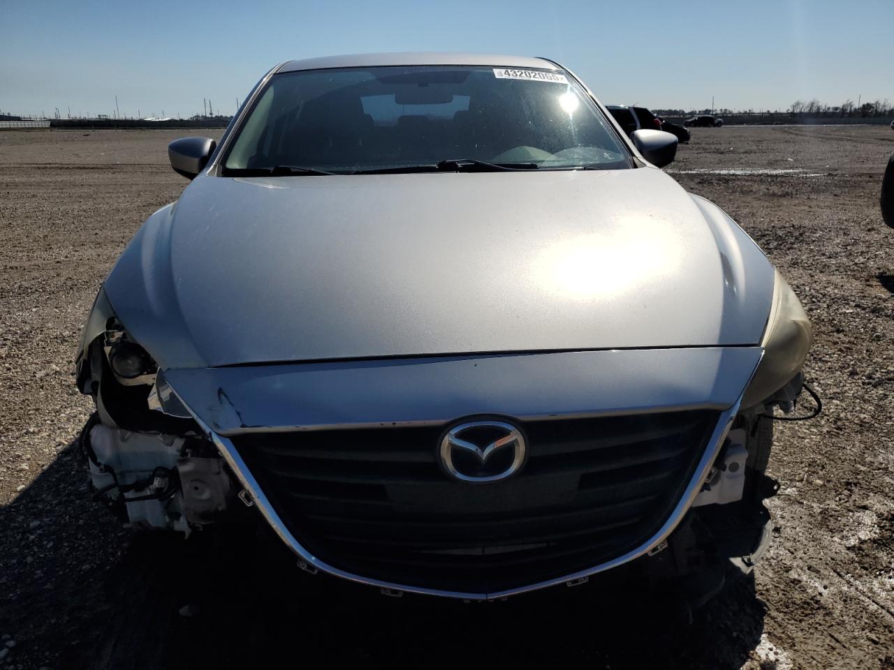 2014 Mazda 3 - Image 5