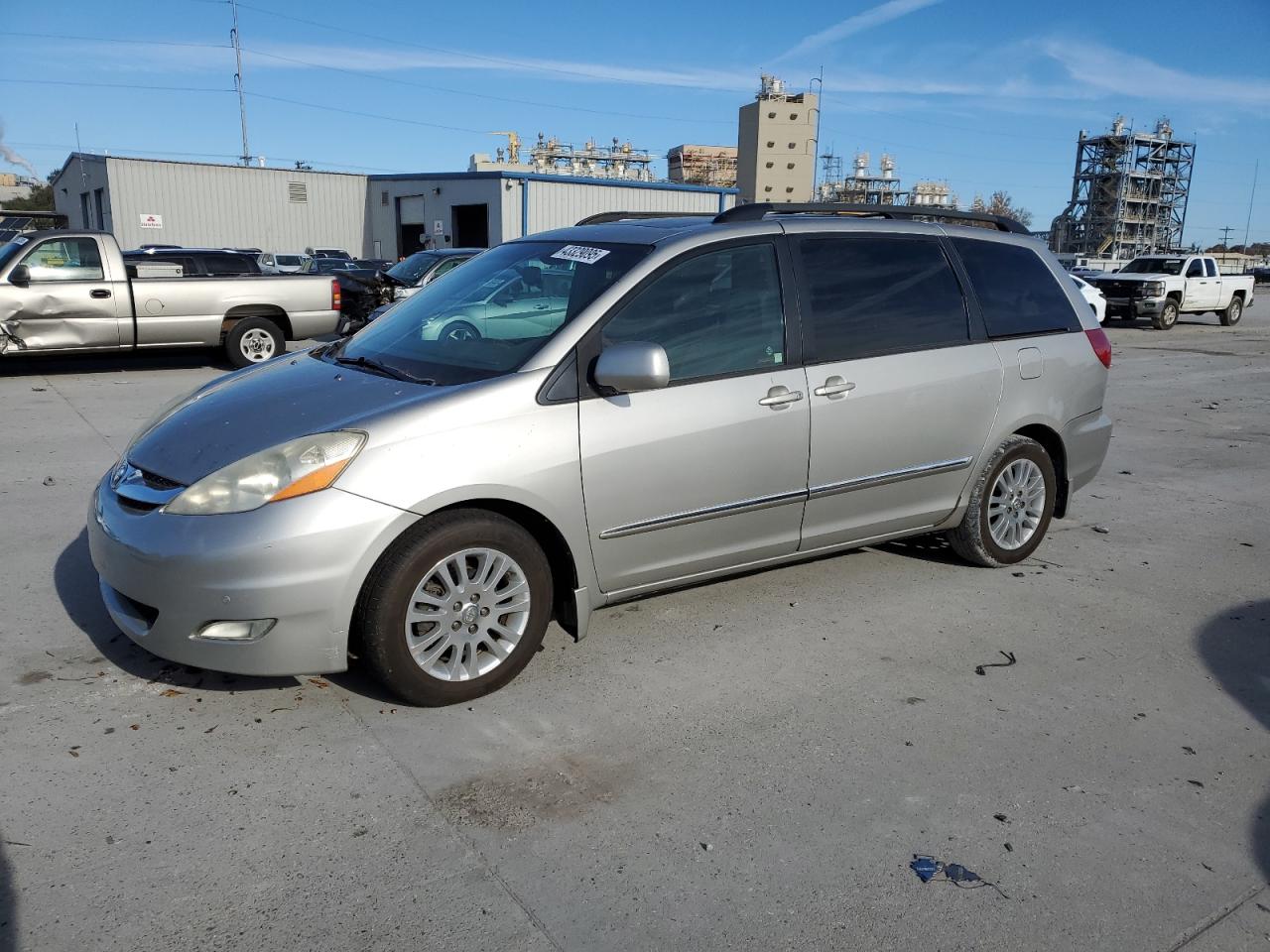 2007 Toyota Sienna - Image 1