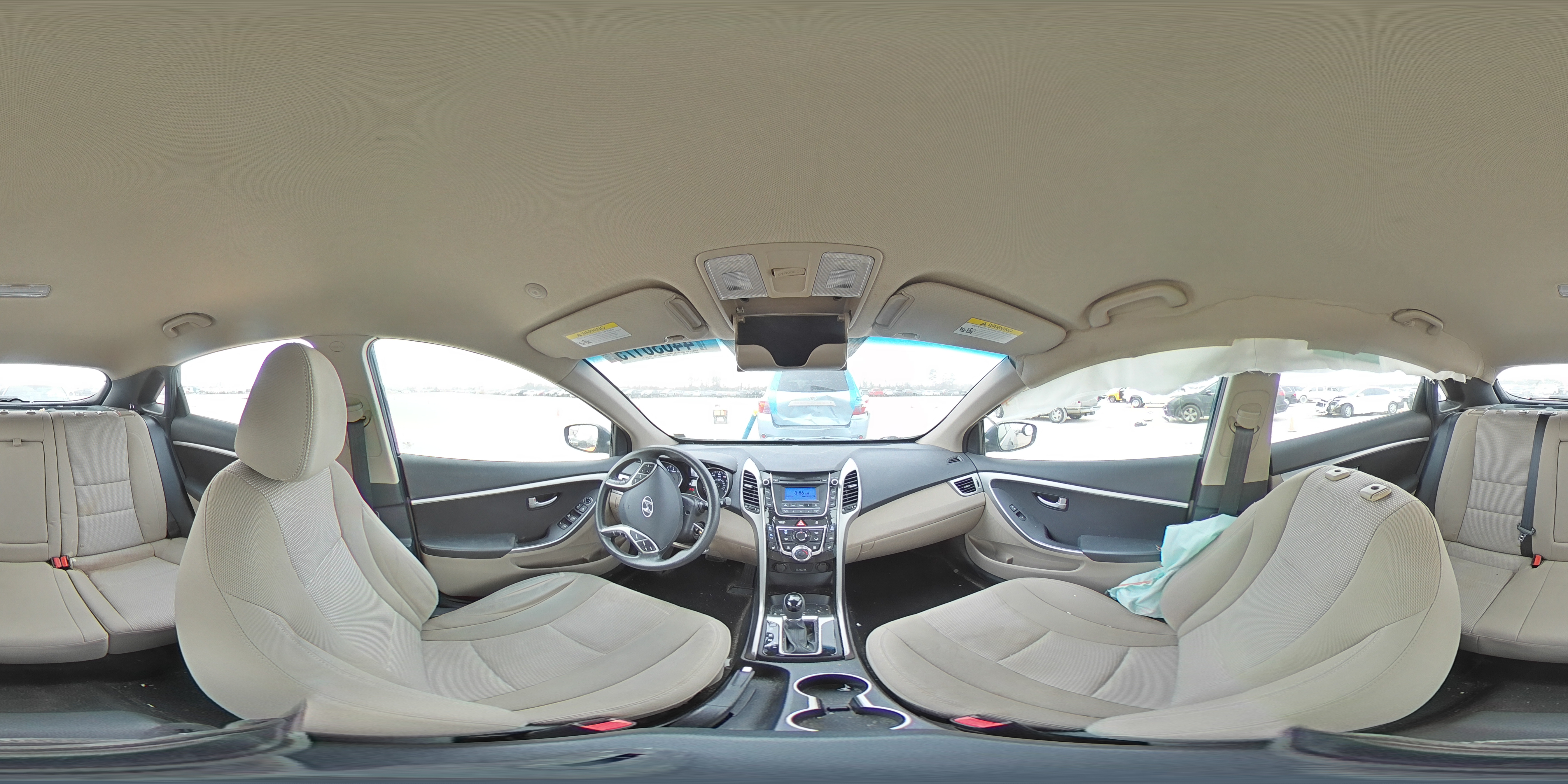 2014 Hyundai Elantra - Image 12
