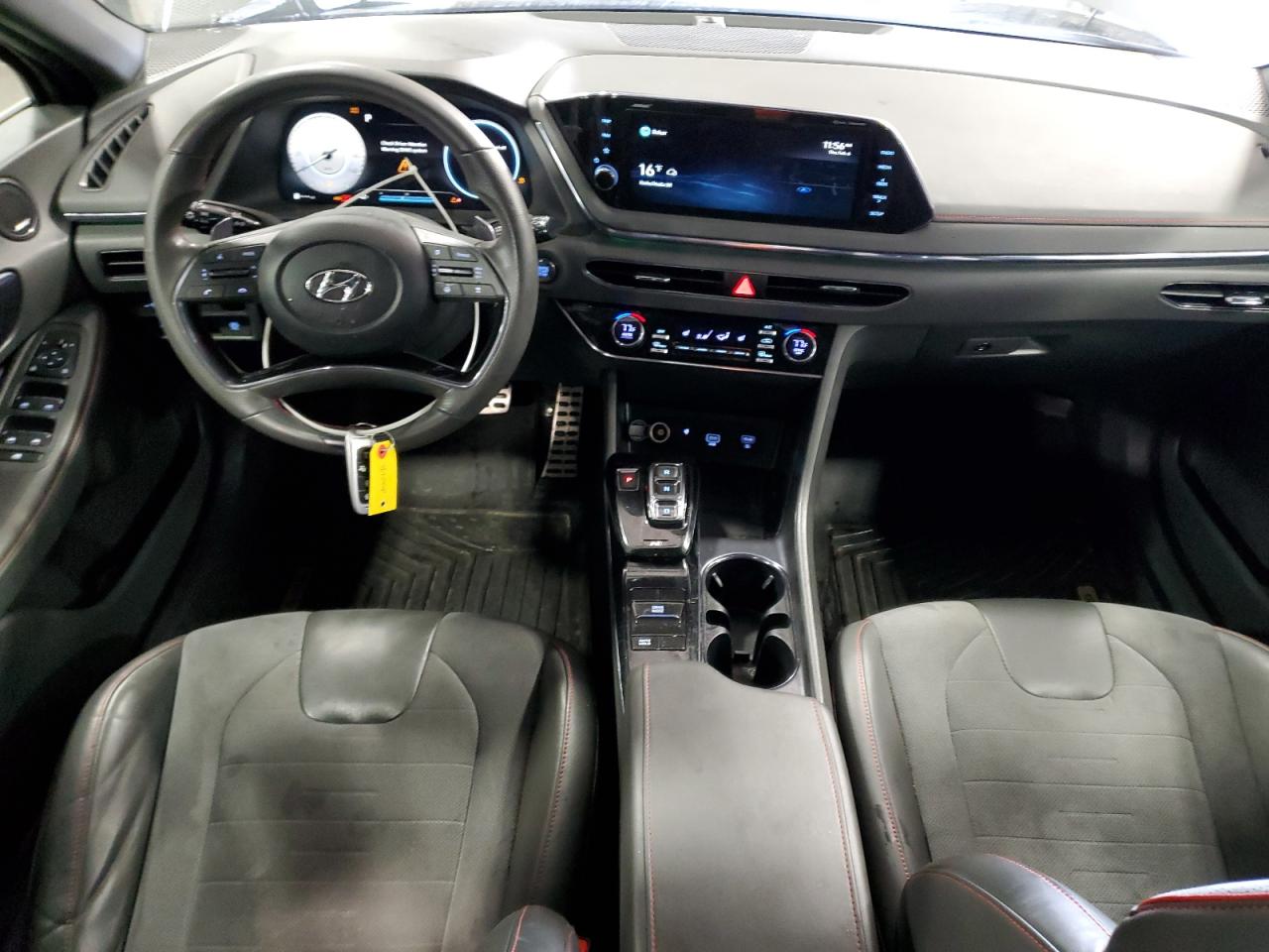 2022 Hyundai Sonata - Image 8