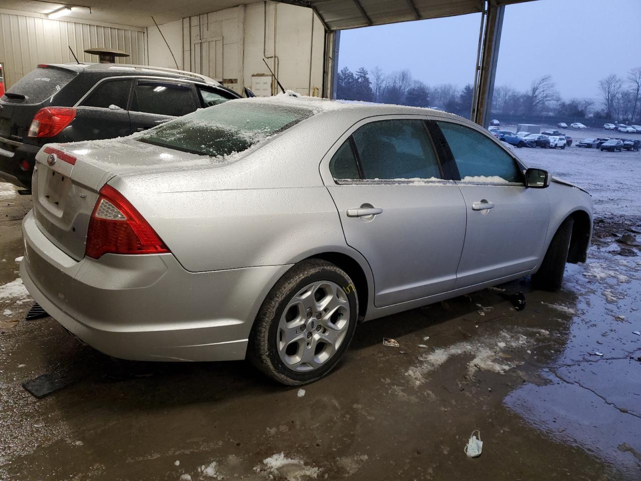 2011 Ford Fusion - Image 3