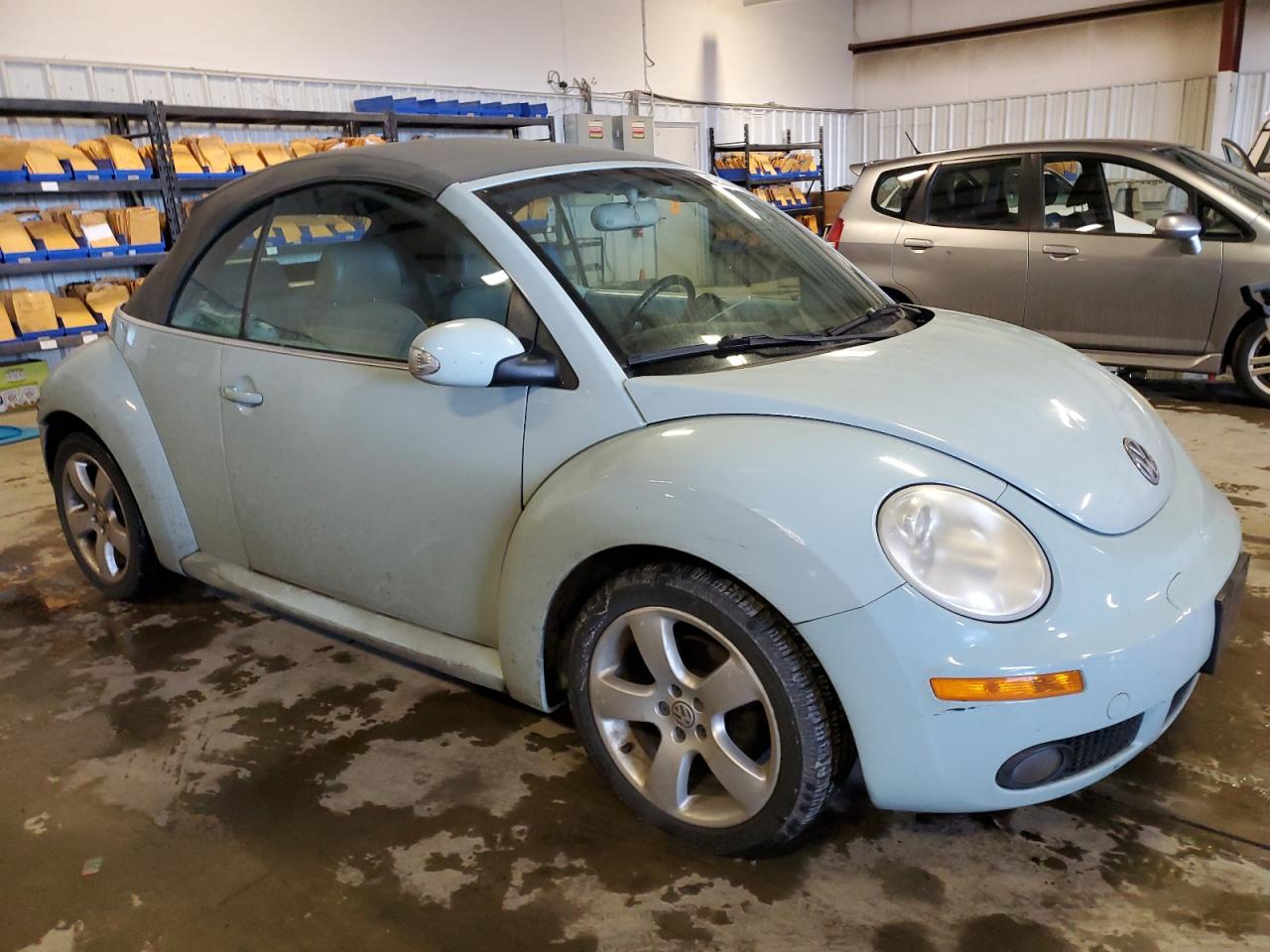 2006 Volkswagen Beetle - Image 4