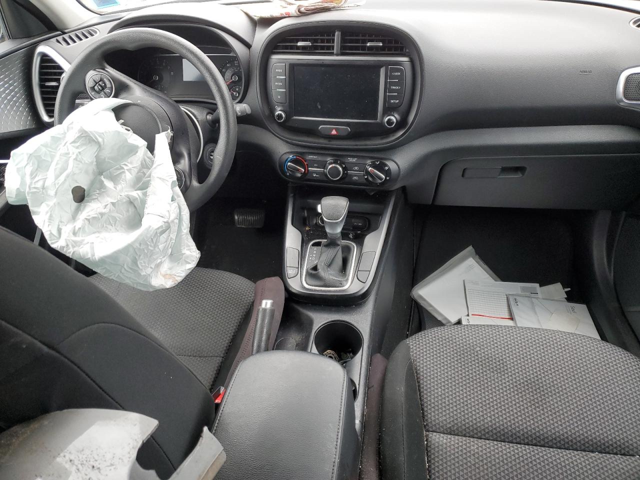 2022 Kia Soul - Image 8