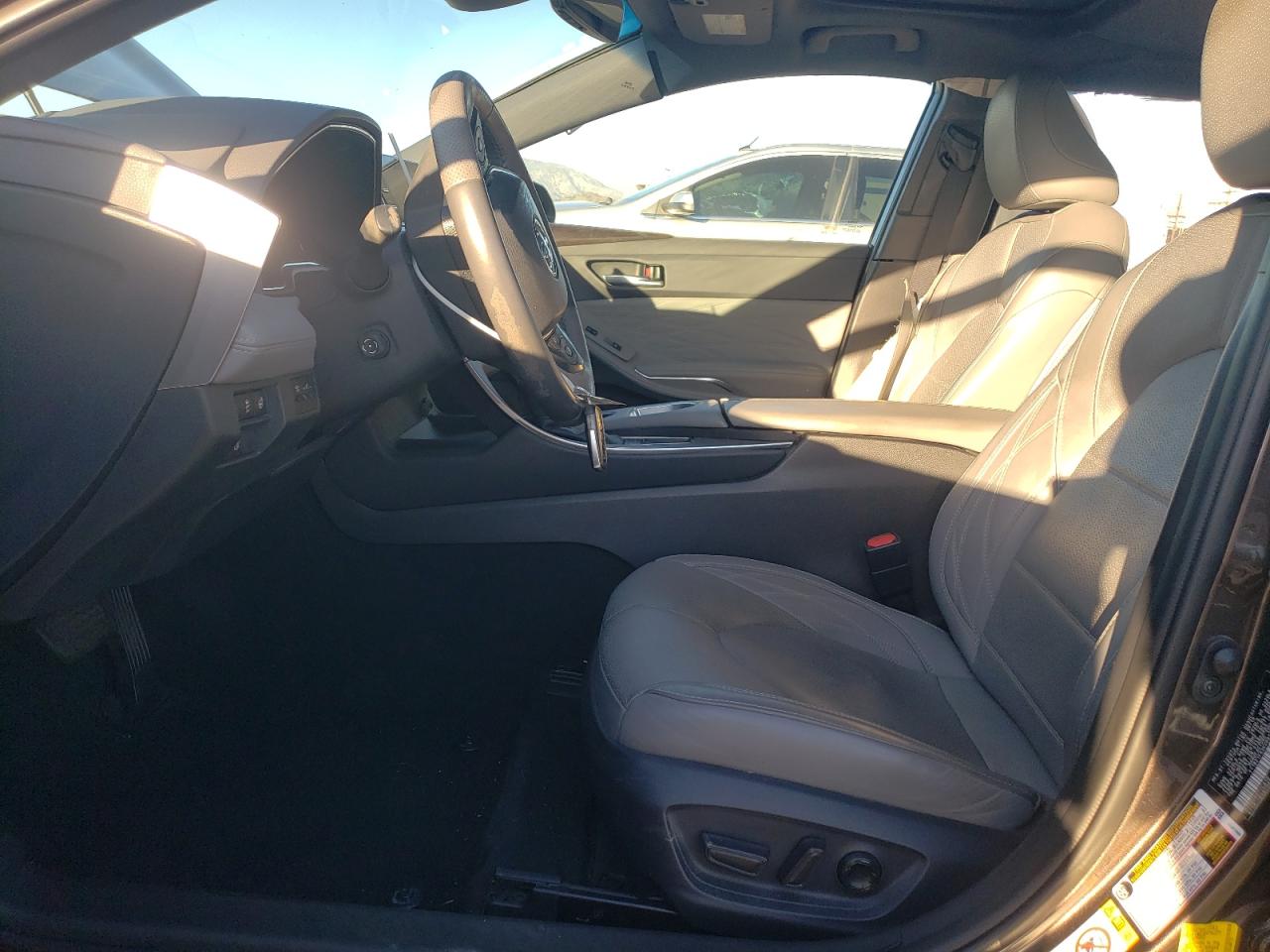 2019 Toyota Avalon - Image 7
