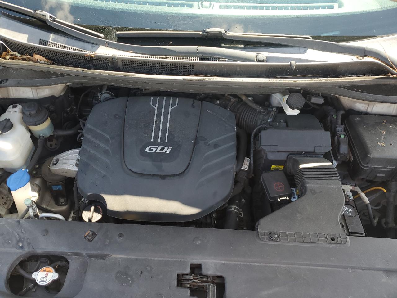 2016 Kia Sedona - Image 12