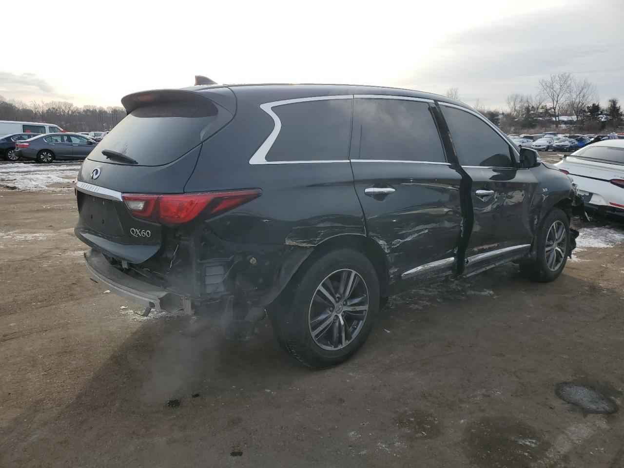 2019 Infiniti QX60 - Image 3