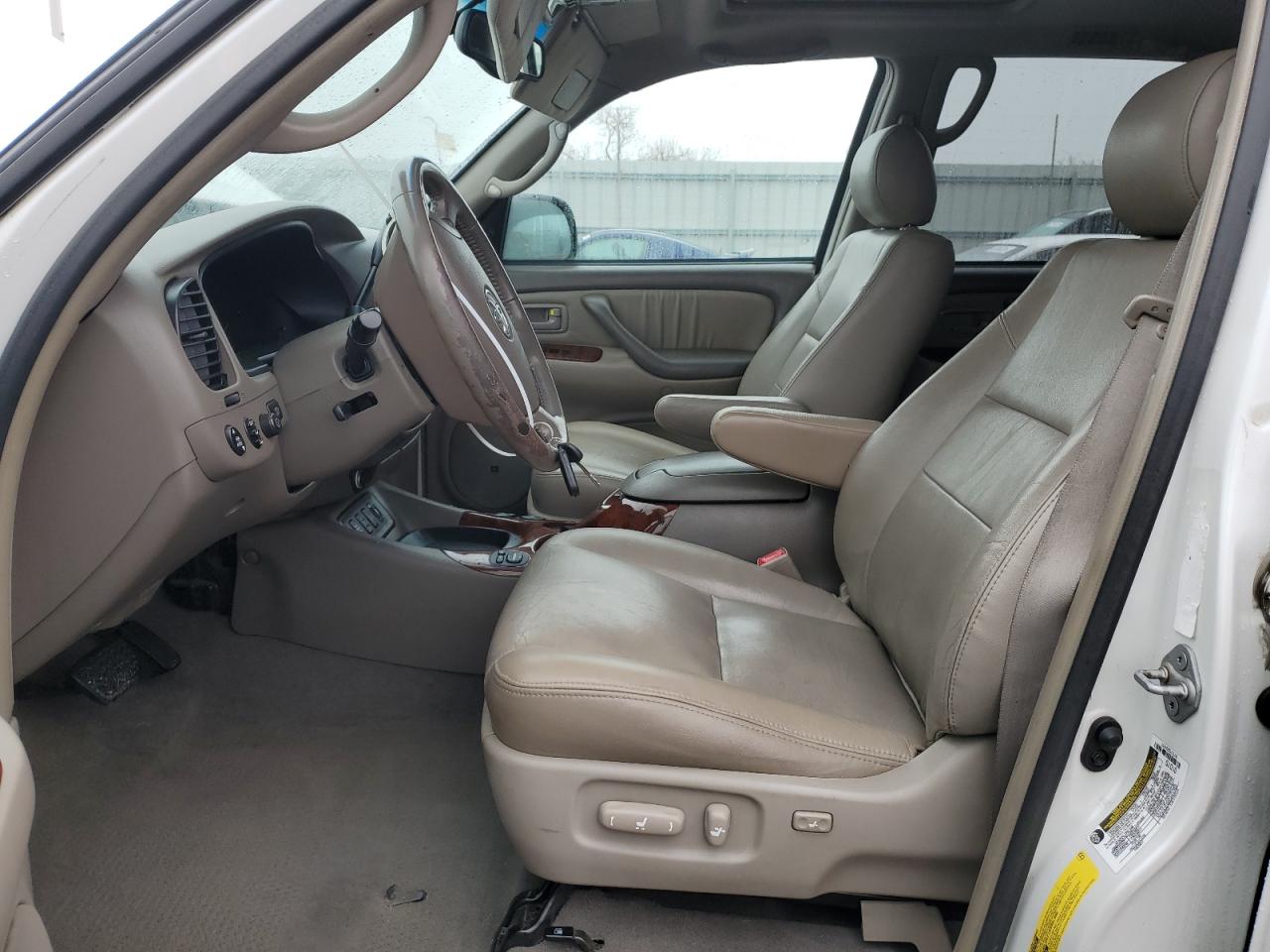 2006 Toyota Sequoia - Image 7
