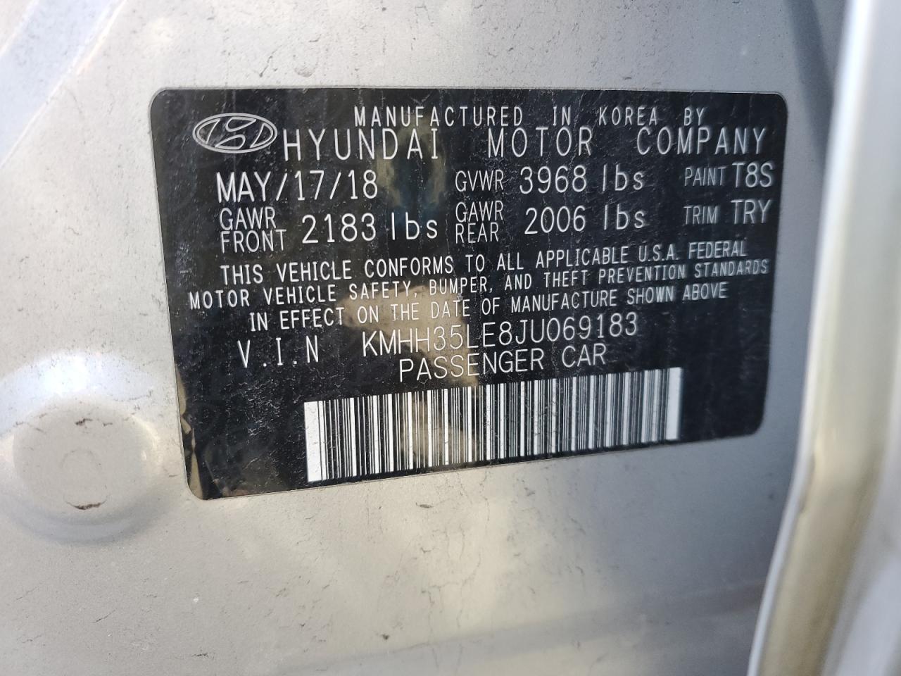 2018 Hyundai Elantra - Image 12