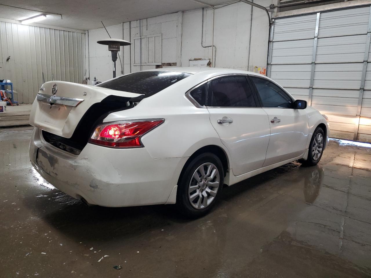 2015 Nissan Altima - Image 3