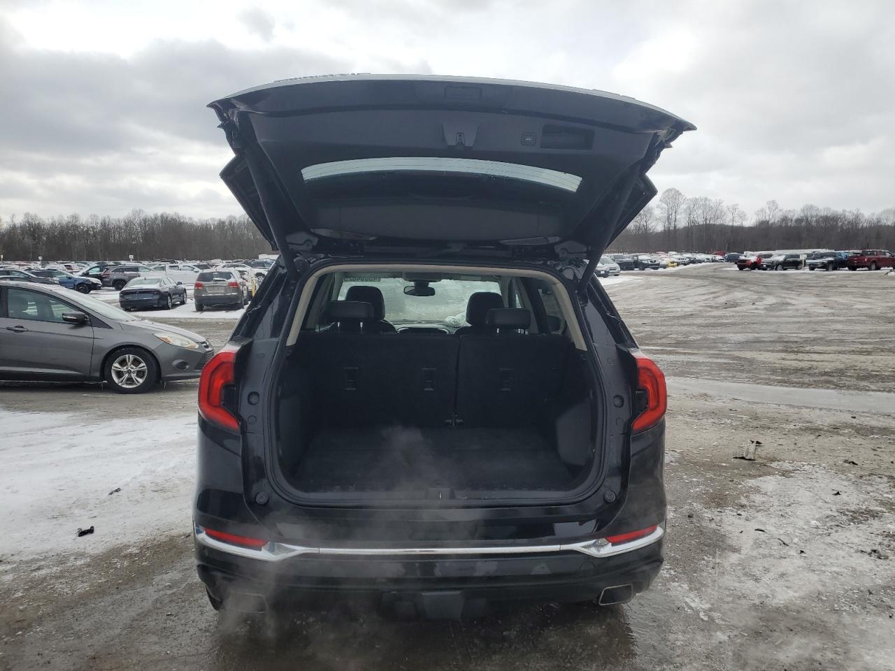 2020 GMC Terrain - Image 6