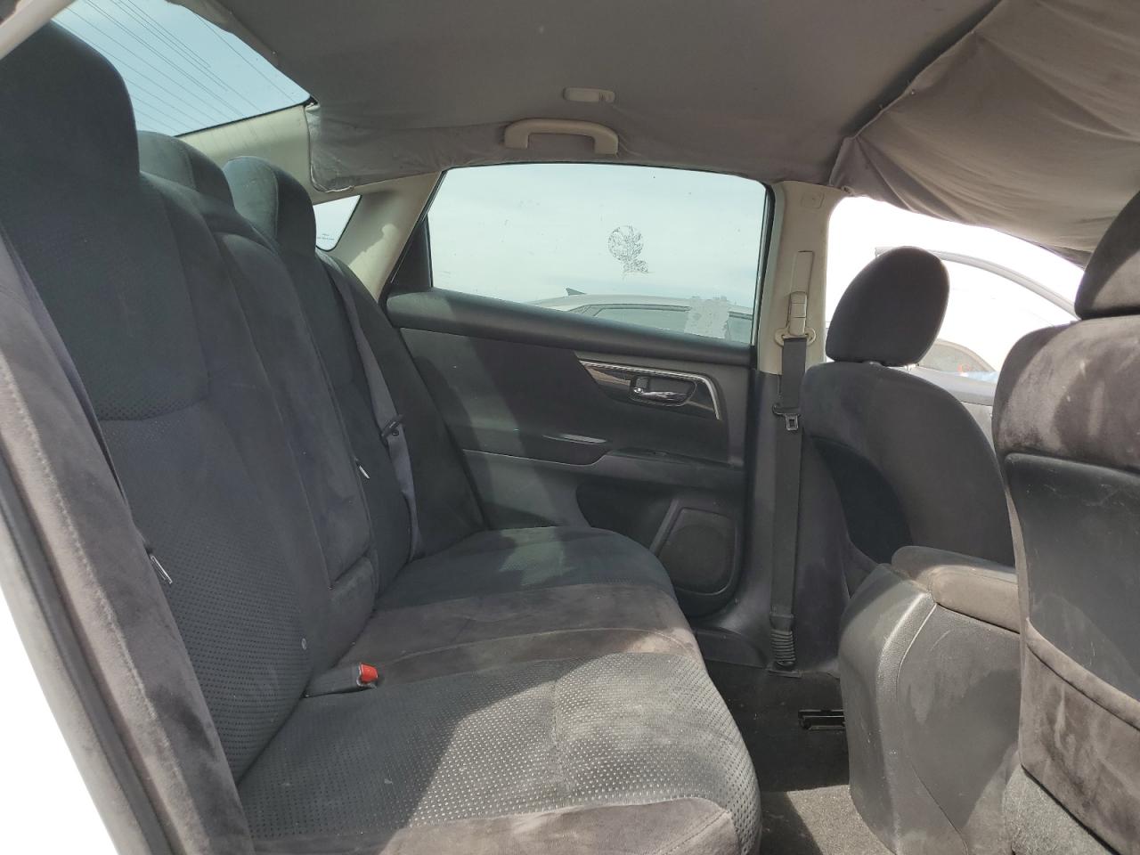 2014 Nissan Altima - Image 10