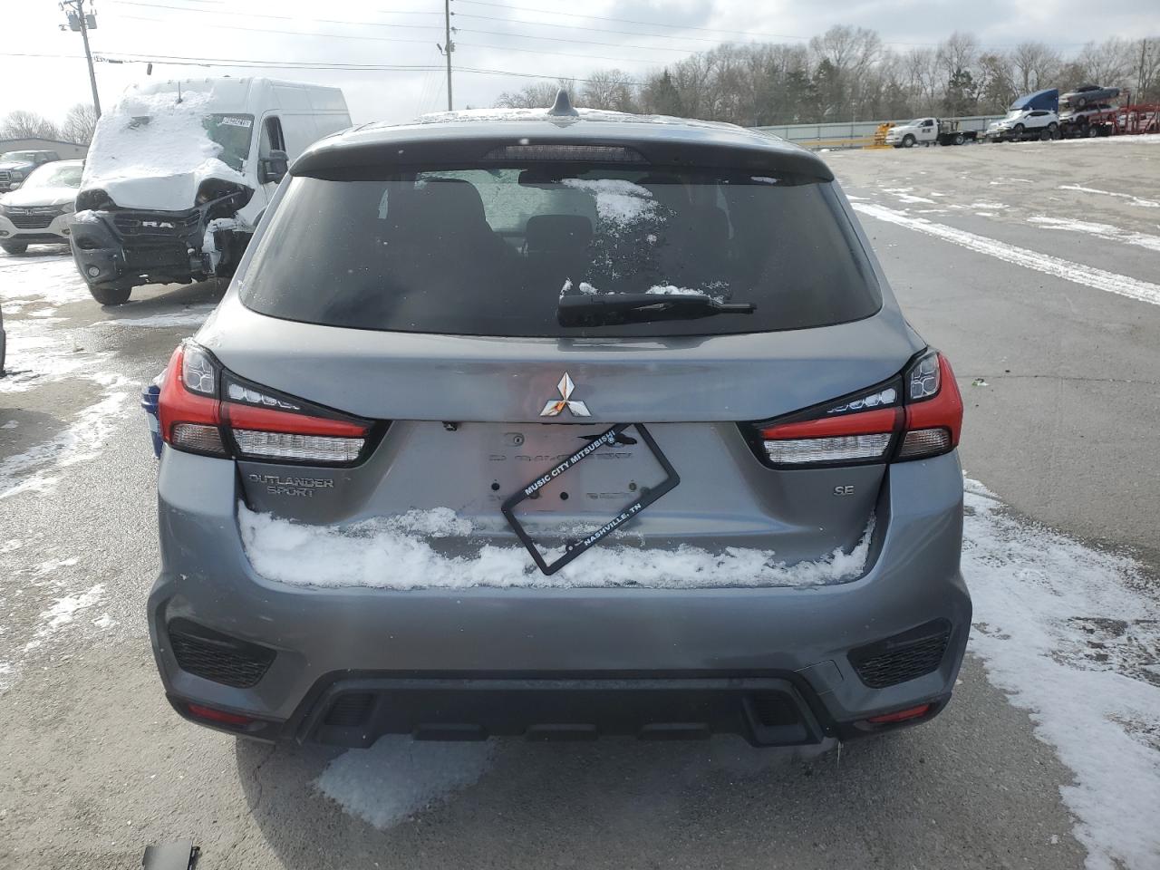 2021 Mitsubishi Outlander - Image 6