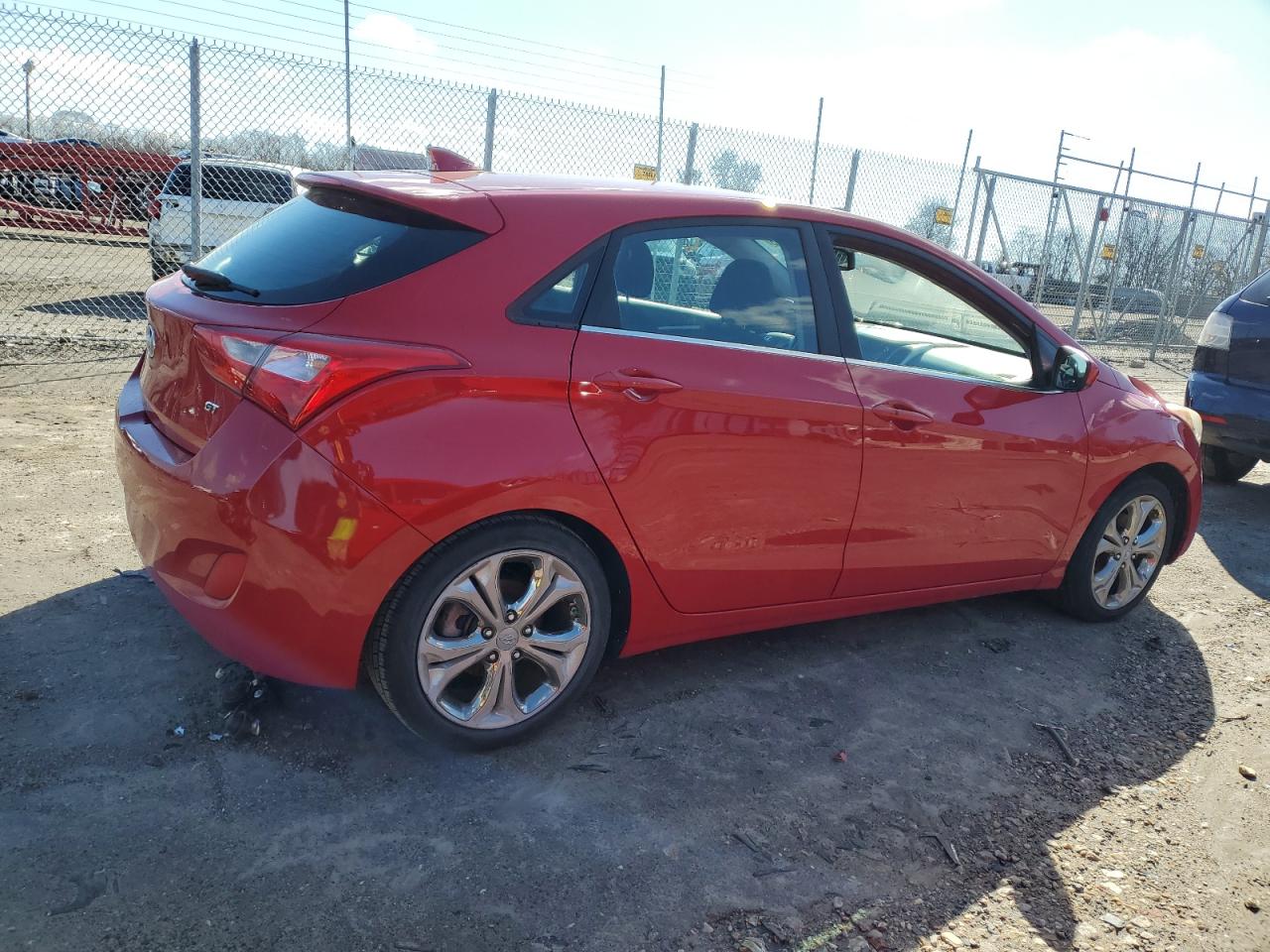 2013 Hyundai Elantra - Image 3