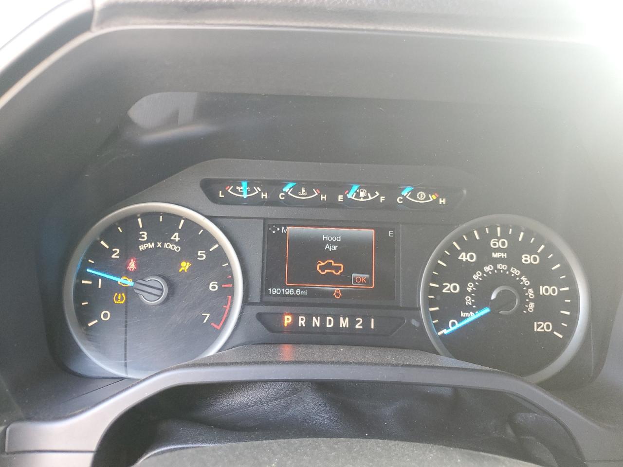 2015 Ford F-150 - Image 9