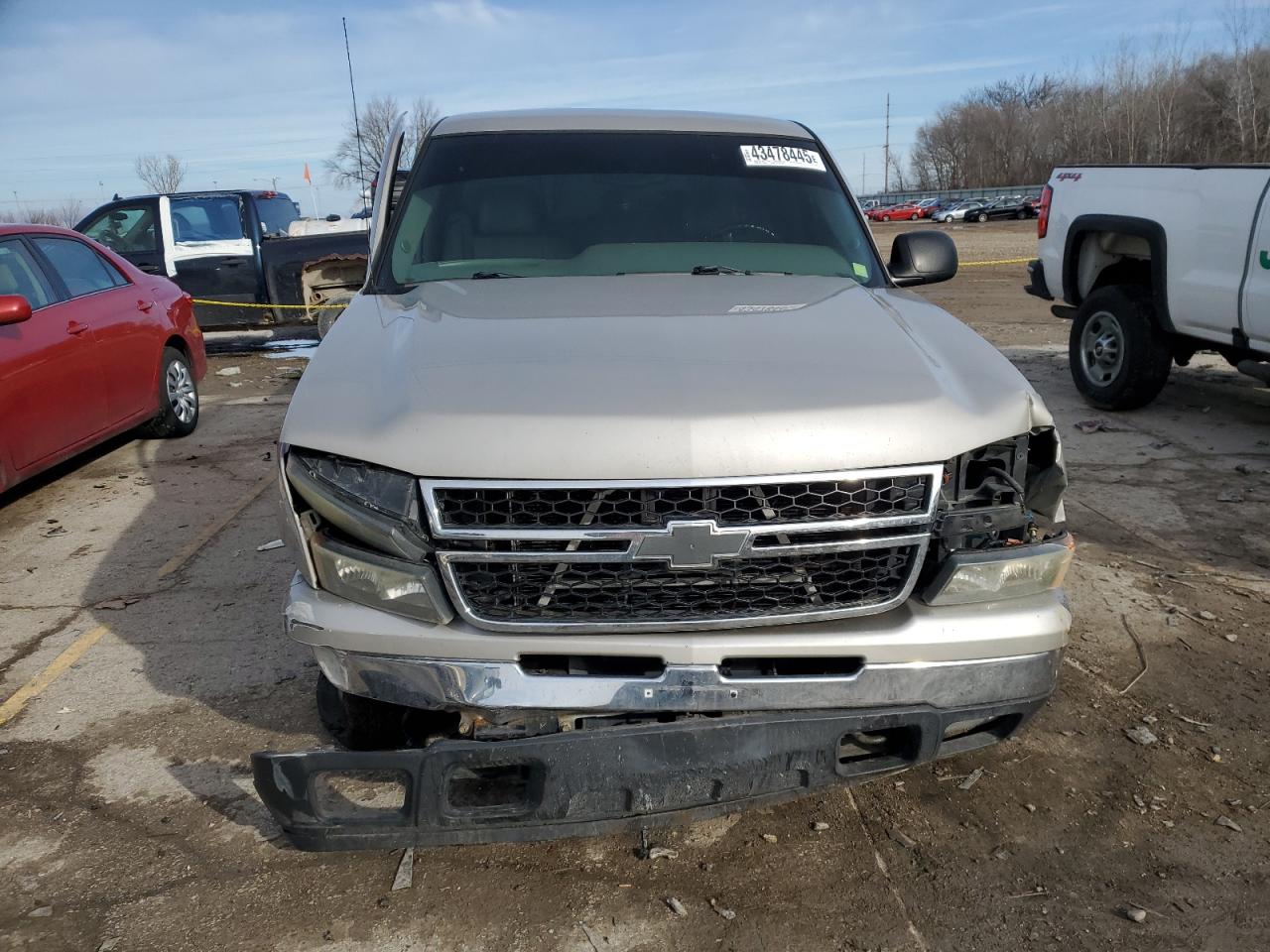 2007 Chevrolet Silverado - Image 5