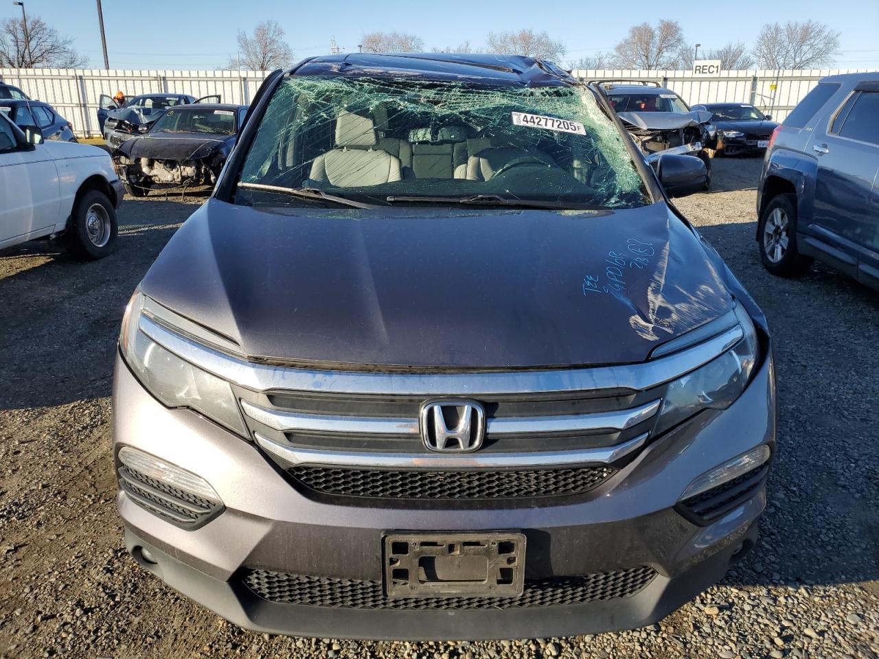 2016 Honda Pilot - Image 5