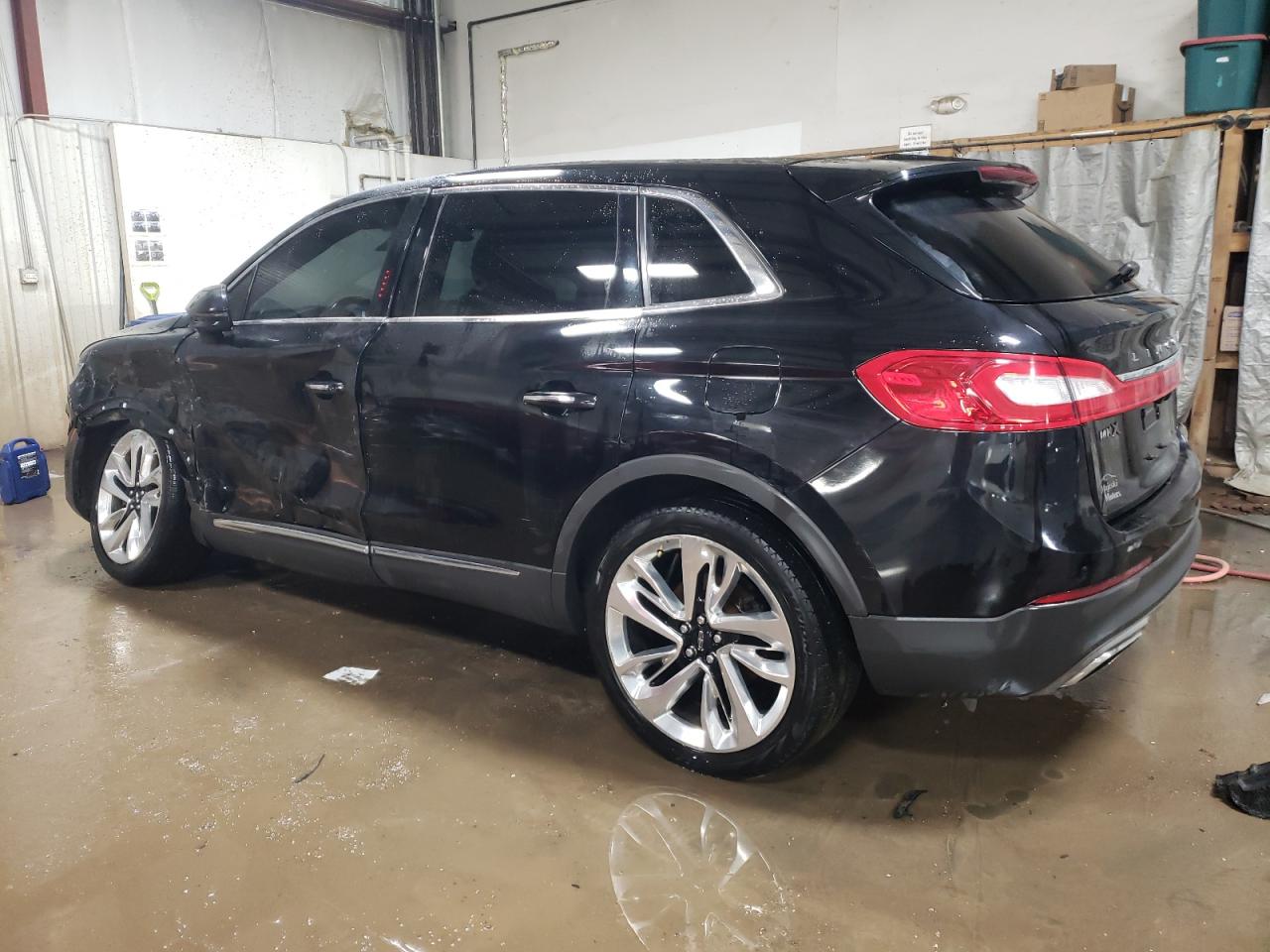 2017 Lincoln MKX - Image 2