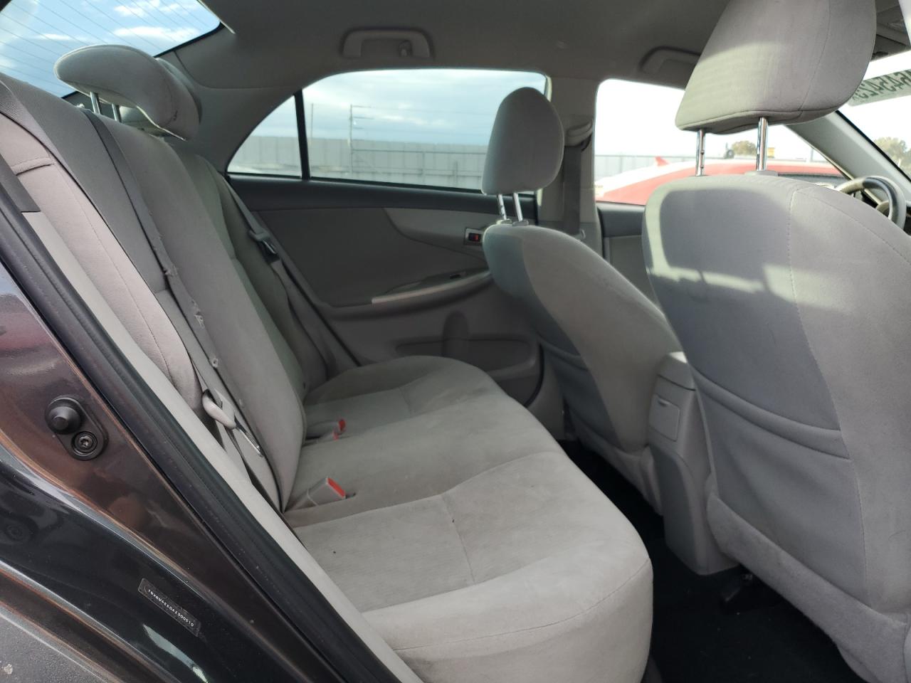 2010 Toyota Corolla - Image 10