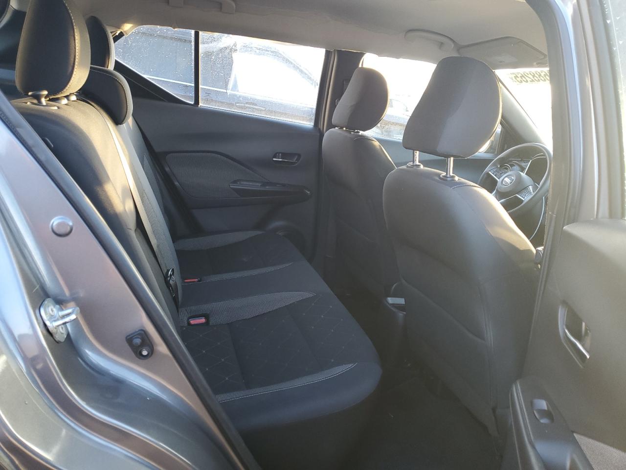 2019 Nissan Kicks - Image 10