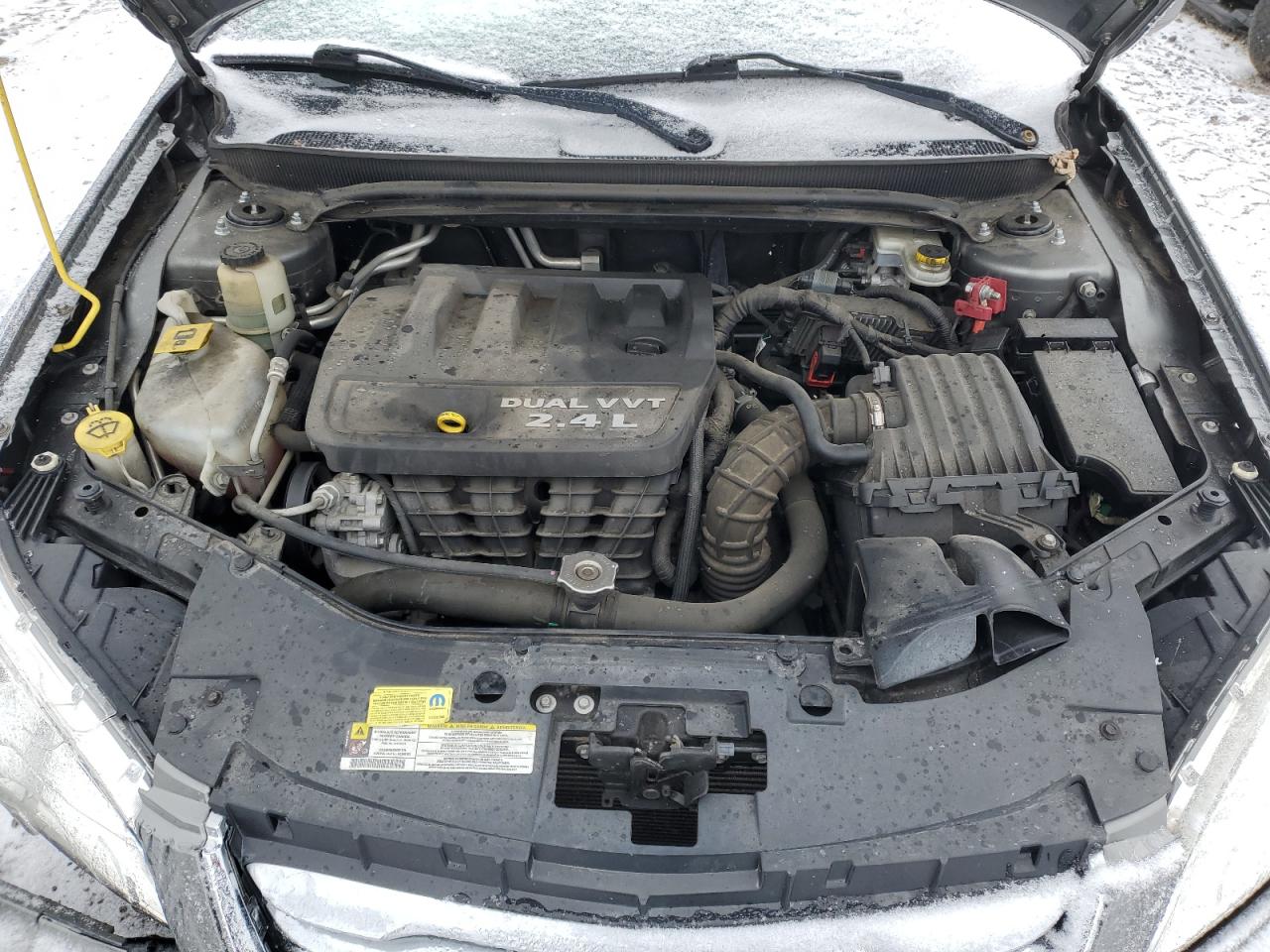 2012 Chrysler 200 - Image 12