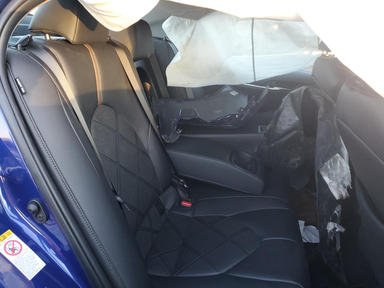 2018 Toyota Camry - Image 10