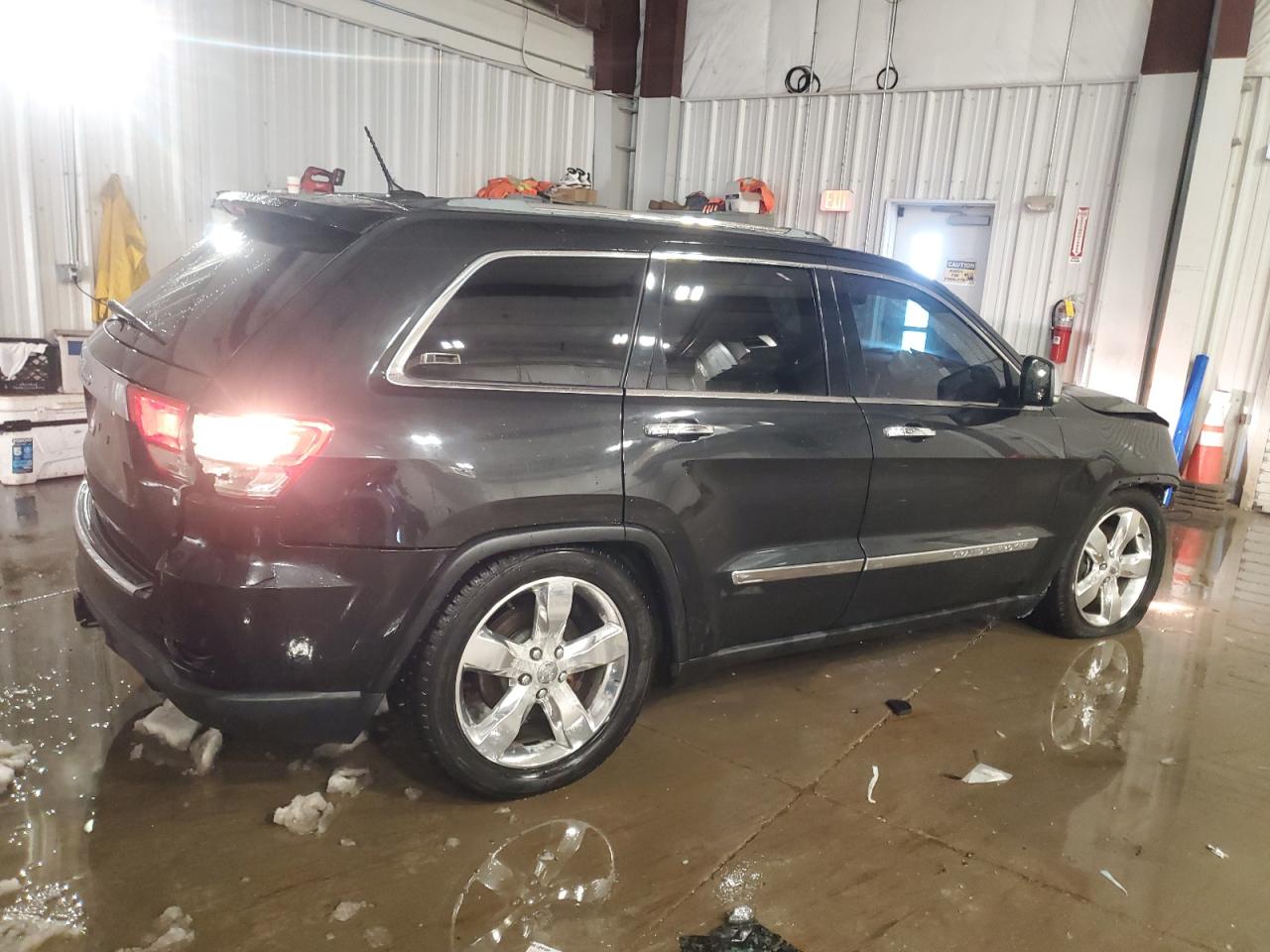 2012 Jeep Grand Cherokee - Image 3