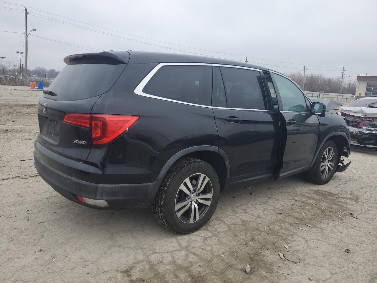 2016 Honda Pilot - Image 3