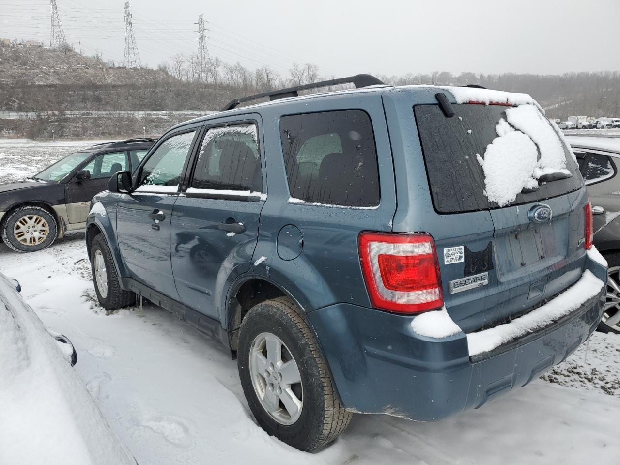 2011 Ford Escape - Image 2